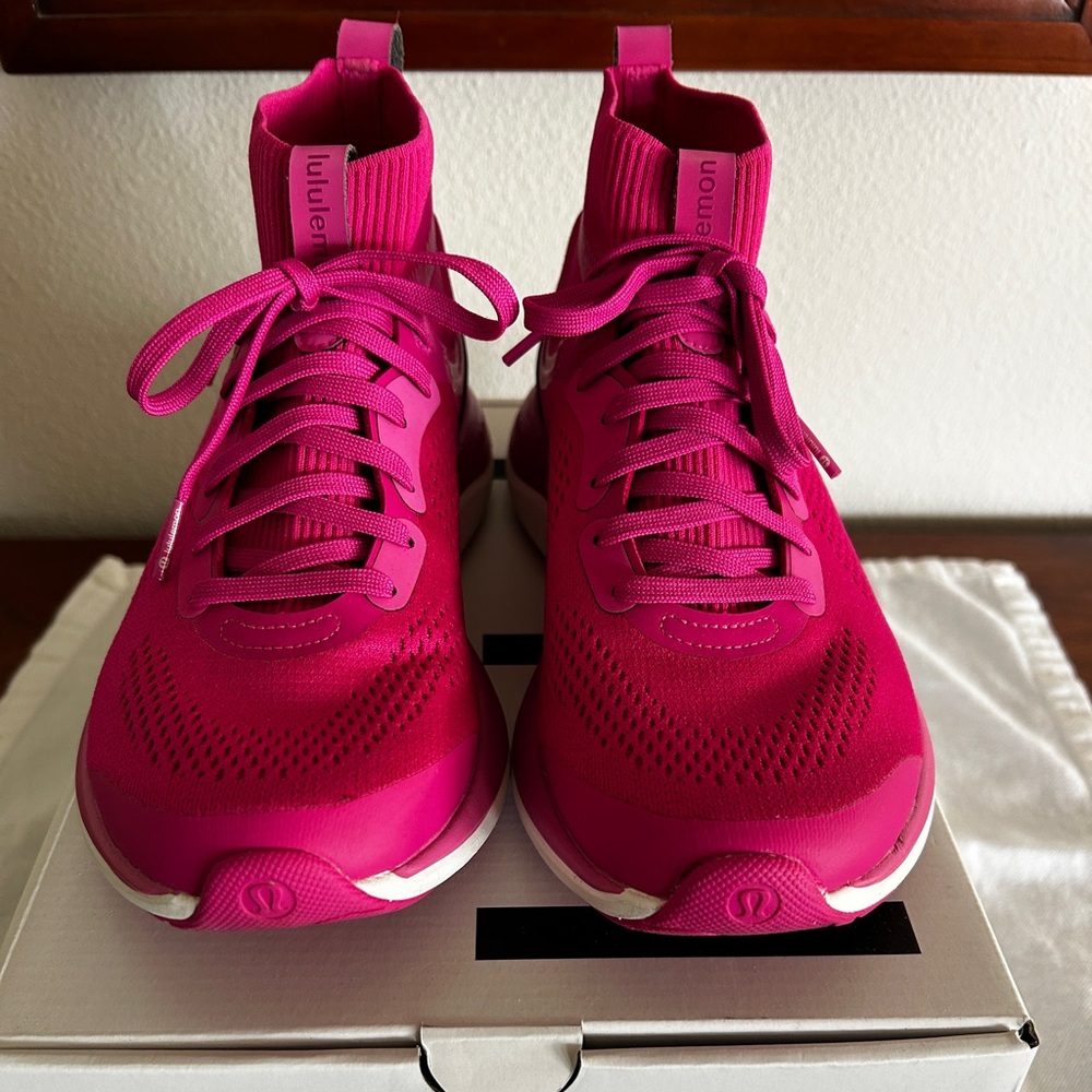 Lululemmon W Chargefeel workout Mid